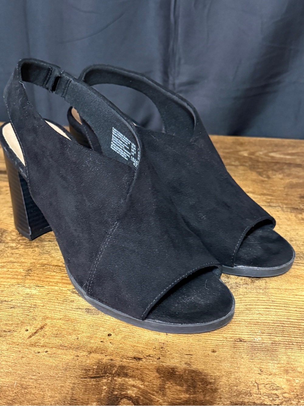 dexflex comfort Black Suede Open-Toe Slingback Block Heels